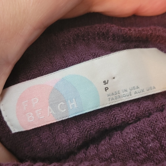 Free People Beach World Traveler Pullover Split‎ Back Oversized Sweater Top S - Picture 10 of 11